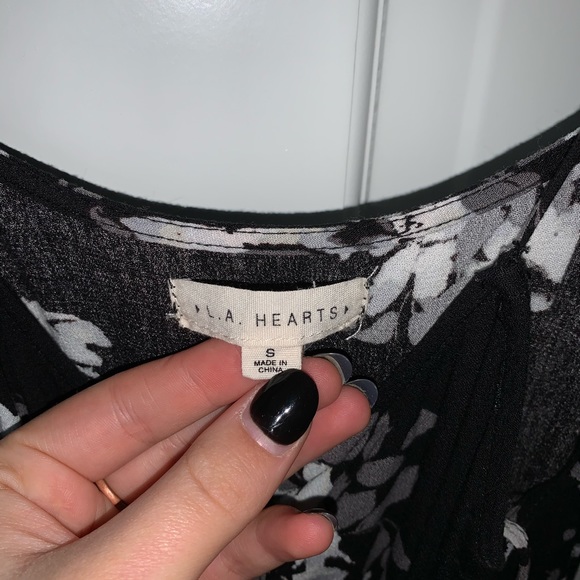 Back and White PacSun Tank - Picture 2 of 2